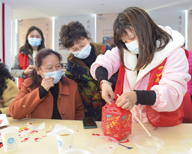 江蘇南京：志愿服務(wù)不停歇 59個(gè)先進(jìn)典型同臺(tái)展示志愿精神